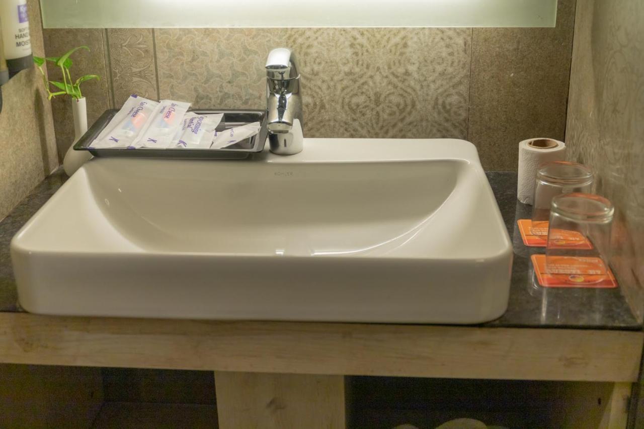 Hotel Citrus Prime Candolm, Goa Candolim Eksteriør billede